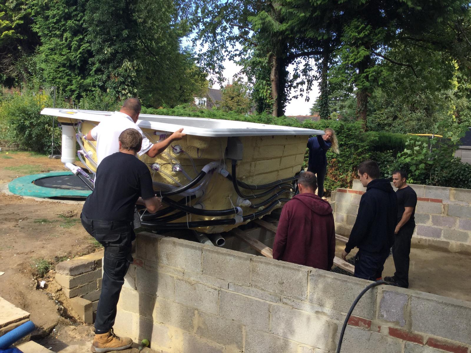 Pools & Saunas - Photo 3